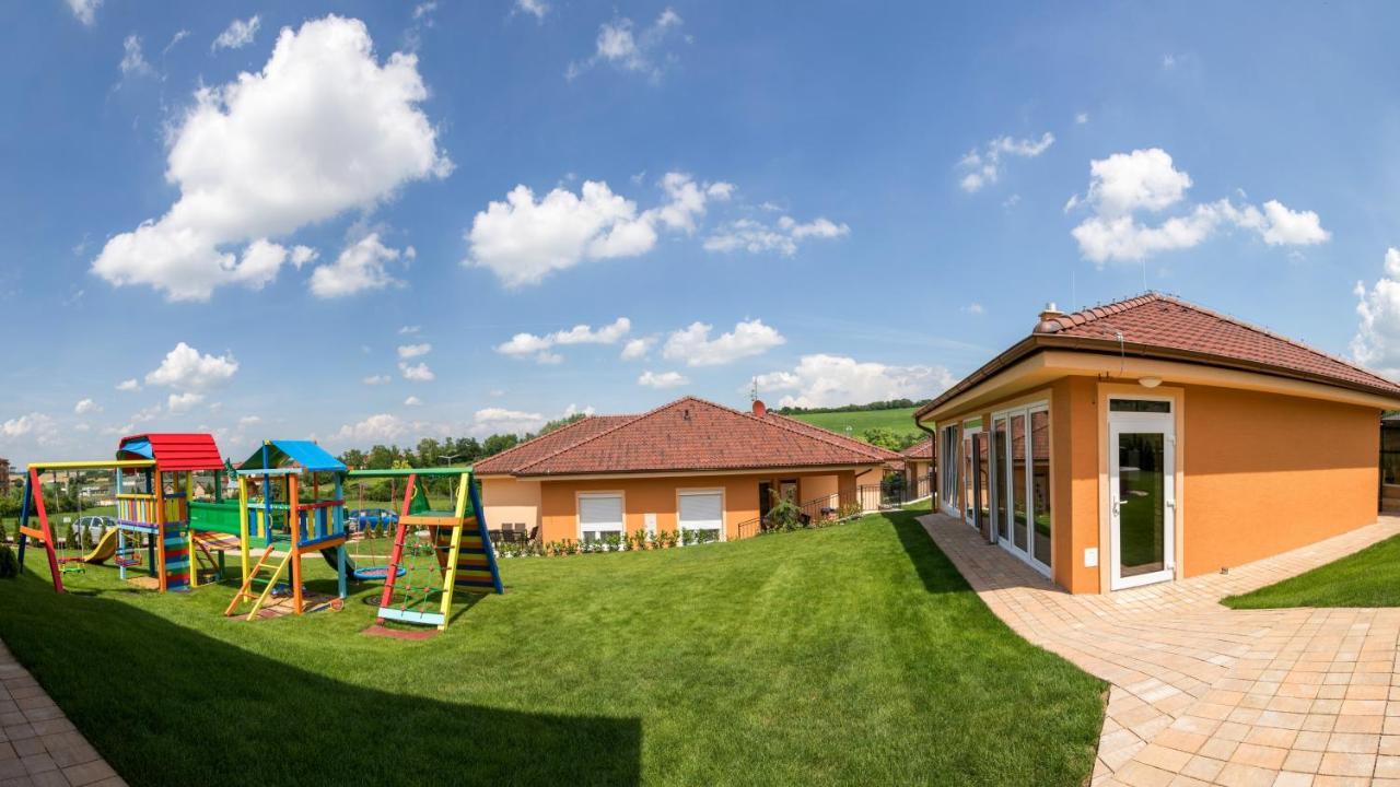 Villa Gracia Podhájska מראה חיצוני תמונה